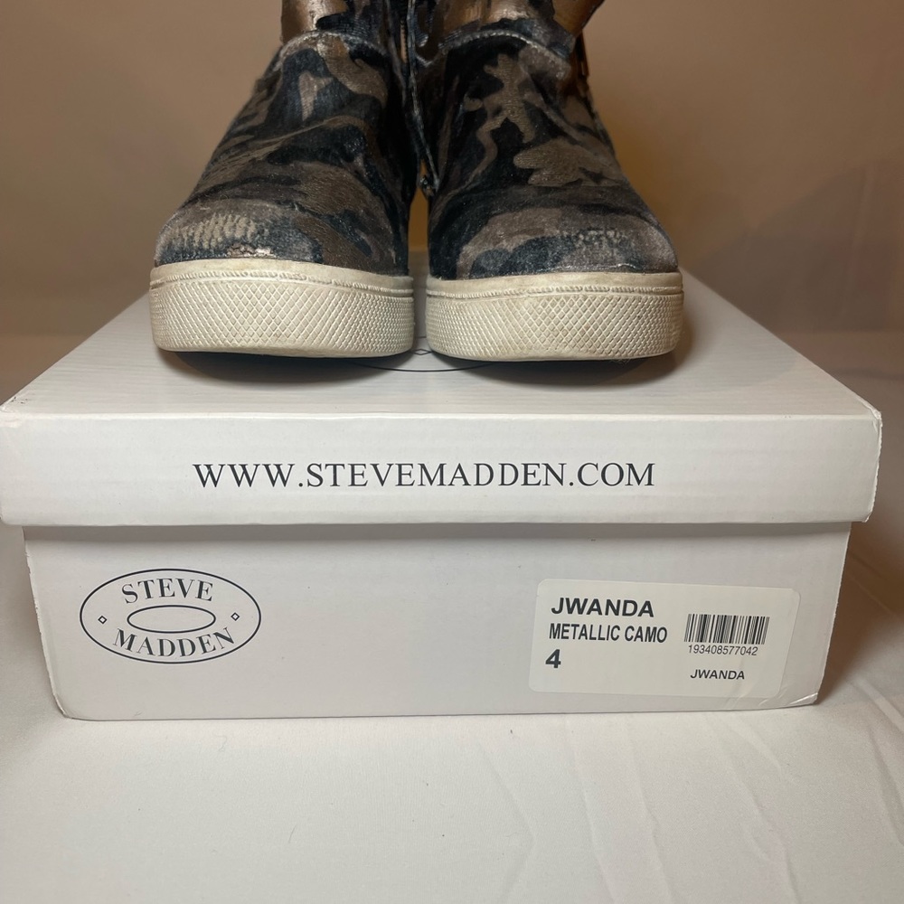 Girls Steven Madden JWanda Hidden Wedge Bootie Camo Size 4 - Picture 5 of 5